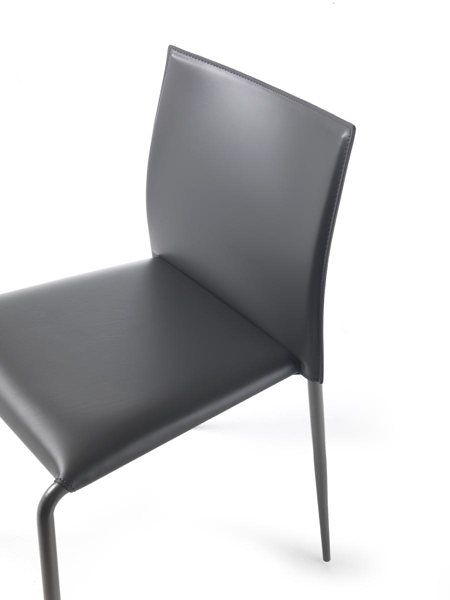 Lomacasa_Pellizzoni_Gazzella-椅子_描述