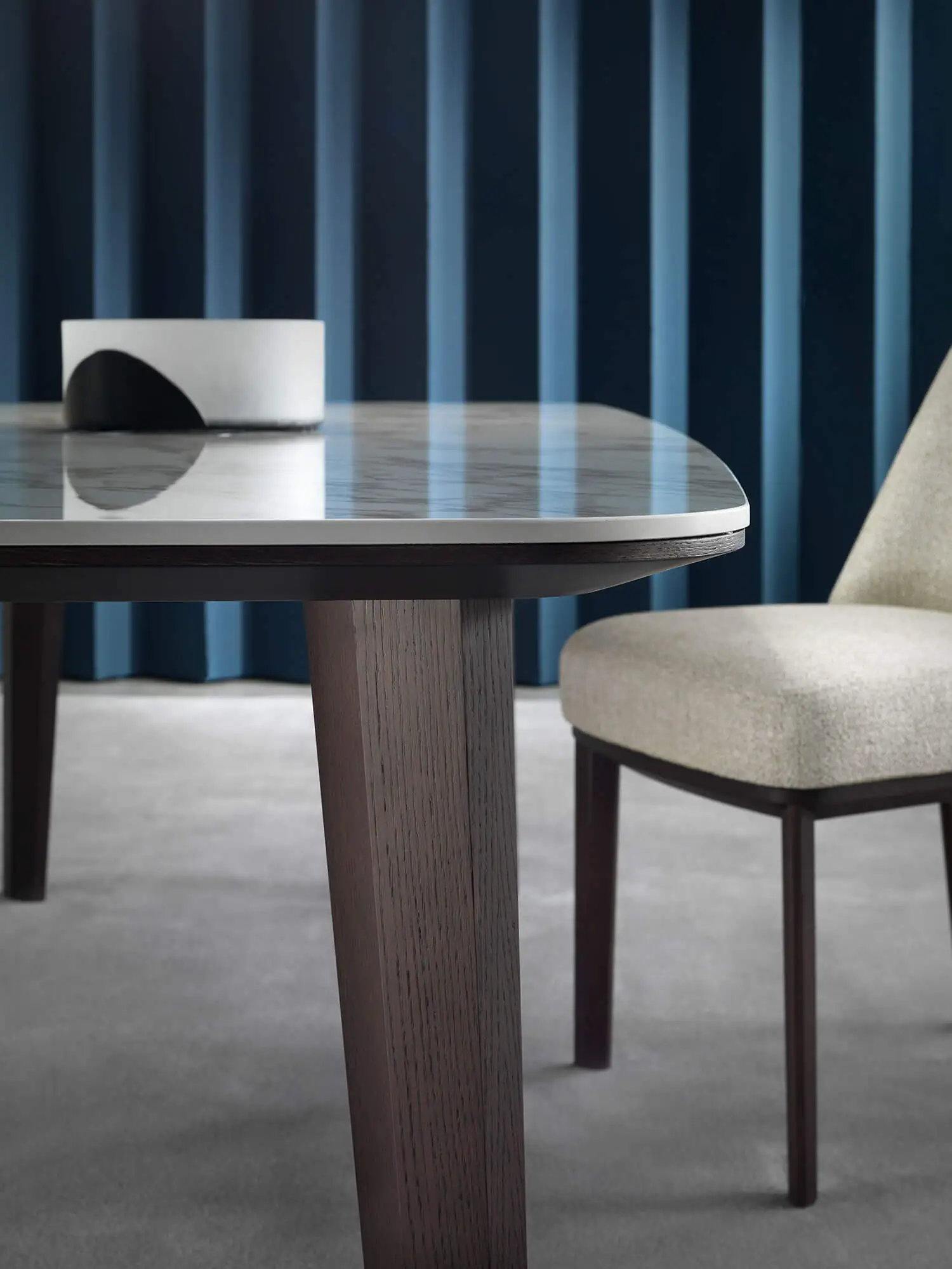 Lomacasa Marelli Anderson Dining Table 畫廊 1-5