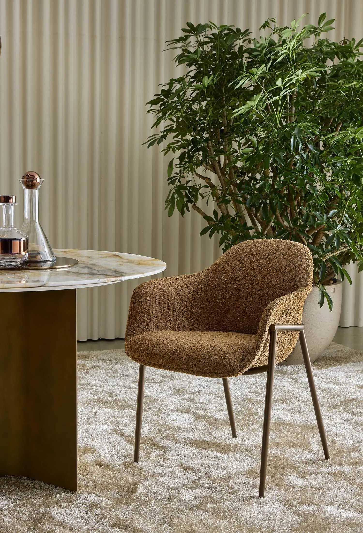 Lomacasa Marelli Chia Swivel Base 椅子 畫廊 1-1