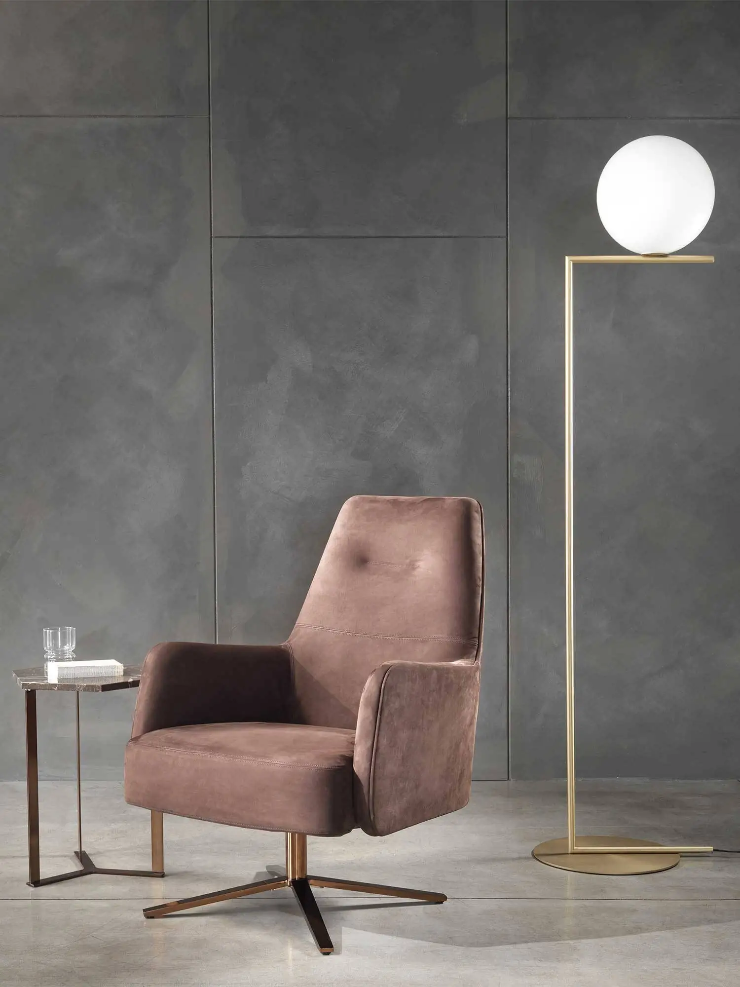 Lomacasa Marelli Clipper High 扶手椅 畫廊 1-18