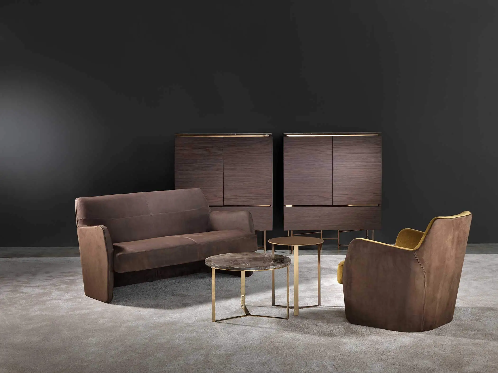 Lomacasa Marelli Clipper High 扶手椅 畫廊 1-20