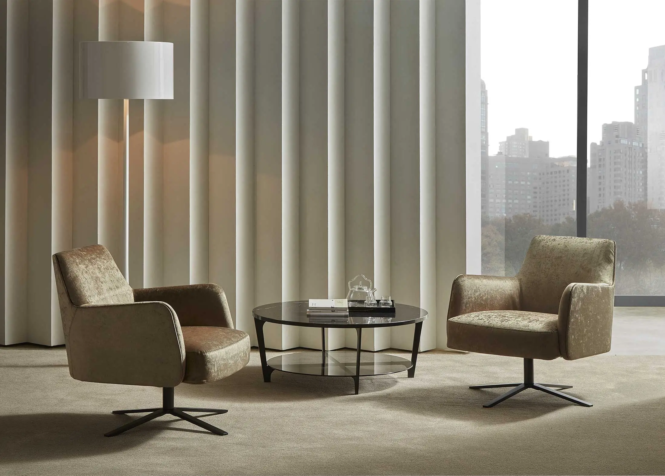 Lomacasa Marelli Clipper Low 扶手椅 畫廊 1-14