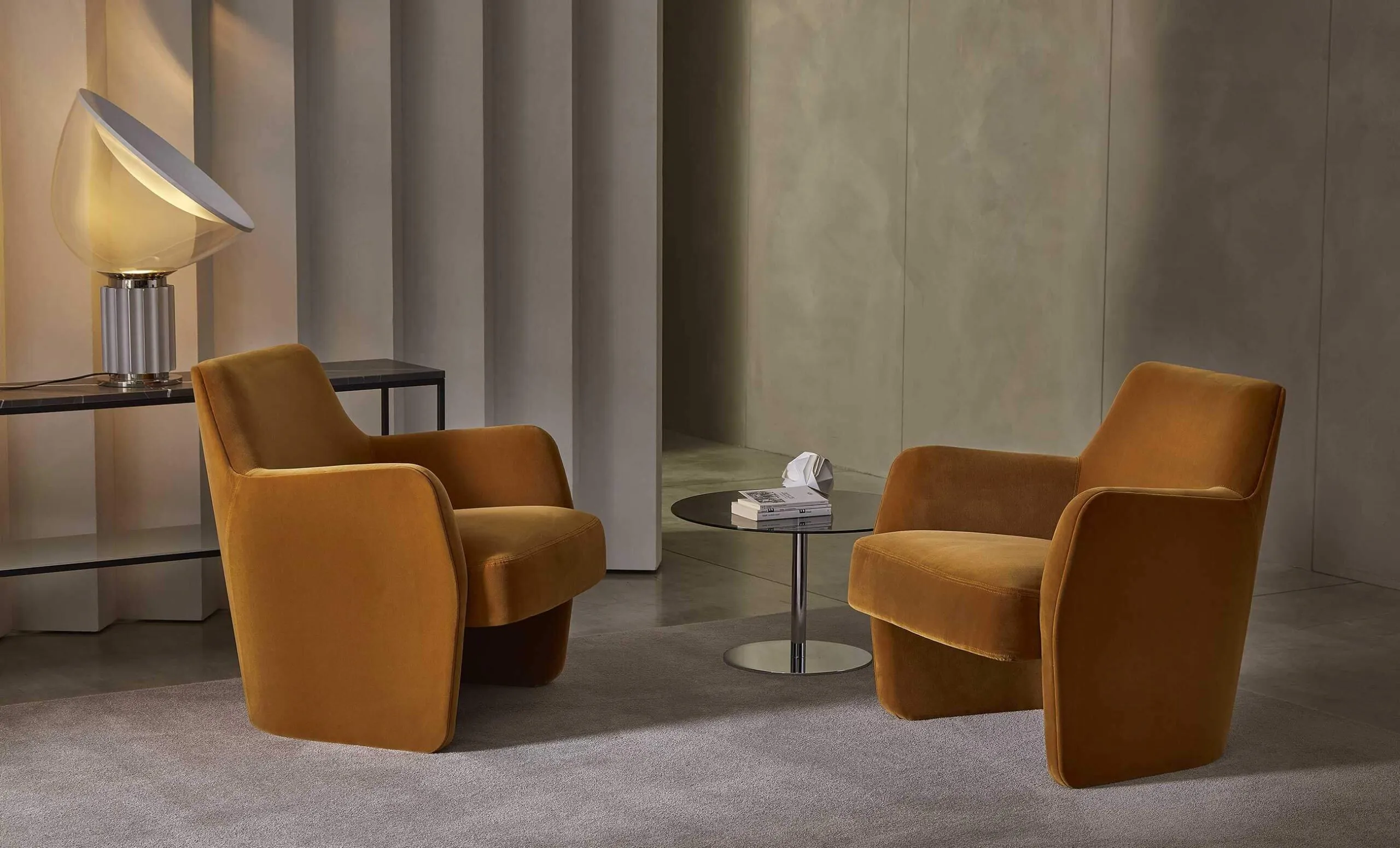 Lomacasa Marelli Clipper Low 扶手椅 畫廊 1-16