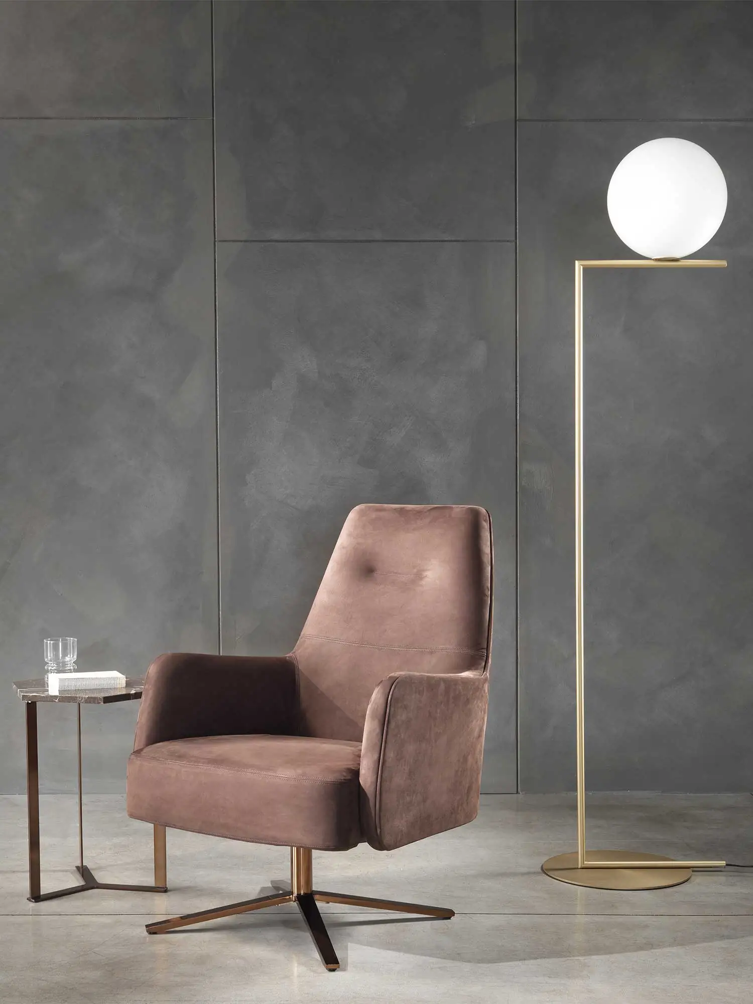 Lomacasa Marelli Clipper Low 扶手椅 畫廊 1-18