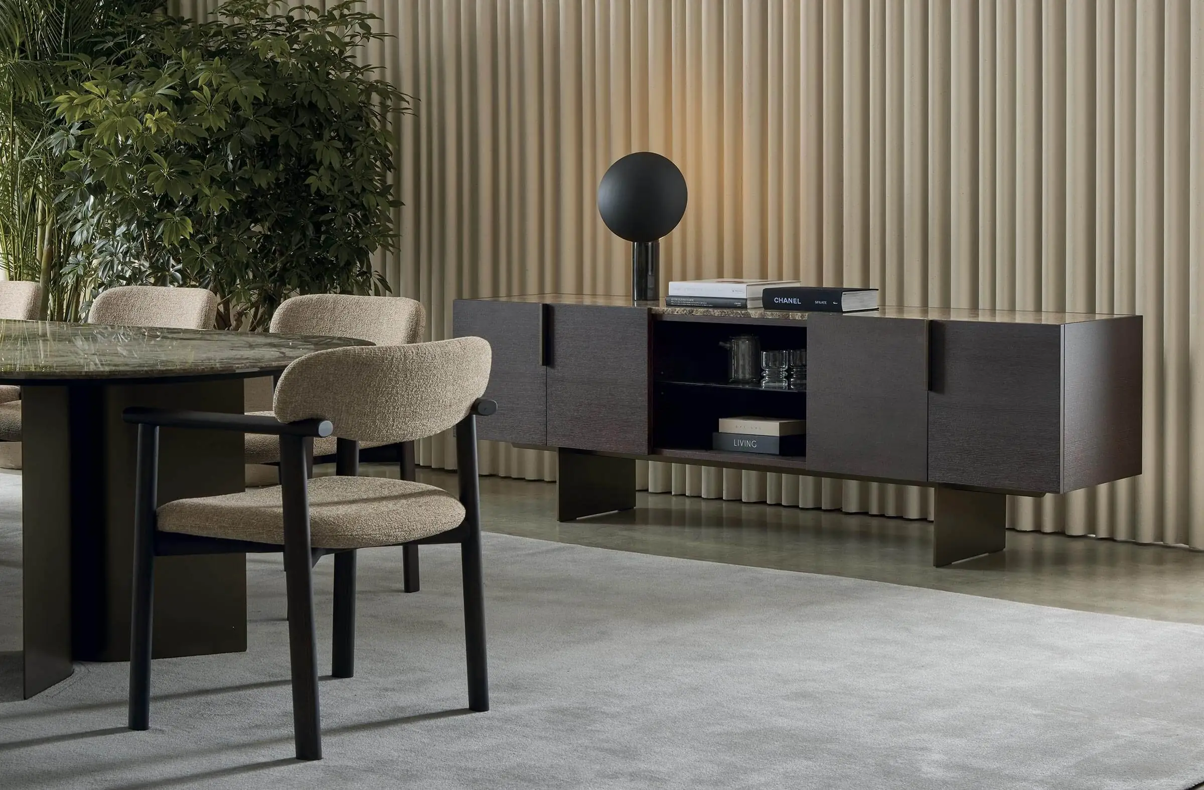 Lomacasa Marelli George 玄關桌 畫廊 1-1