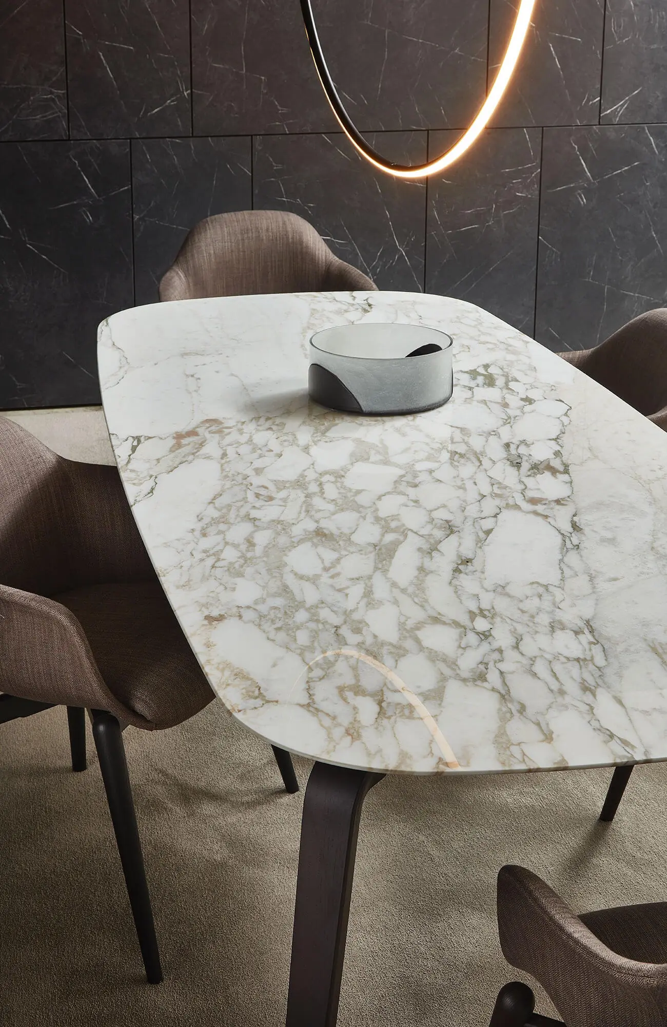 Lomacasa Marelli Mike Dining Table 畫廊 1-5