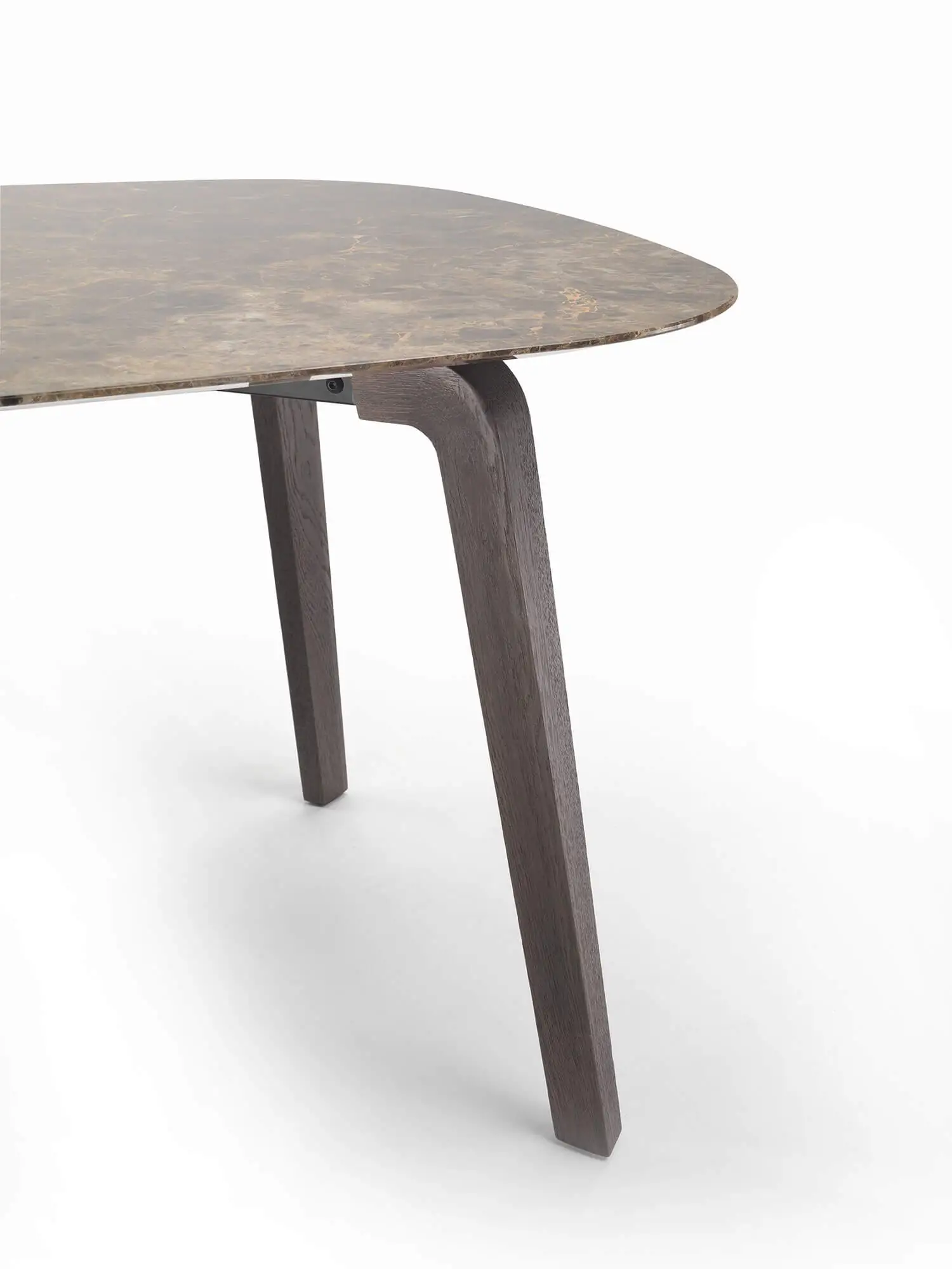 Lomacasa Marelli Mike Dining Table 畫廊 2-4