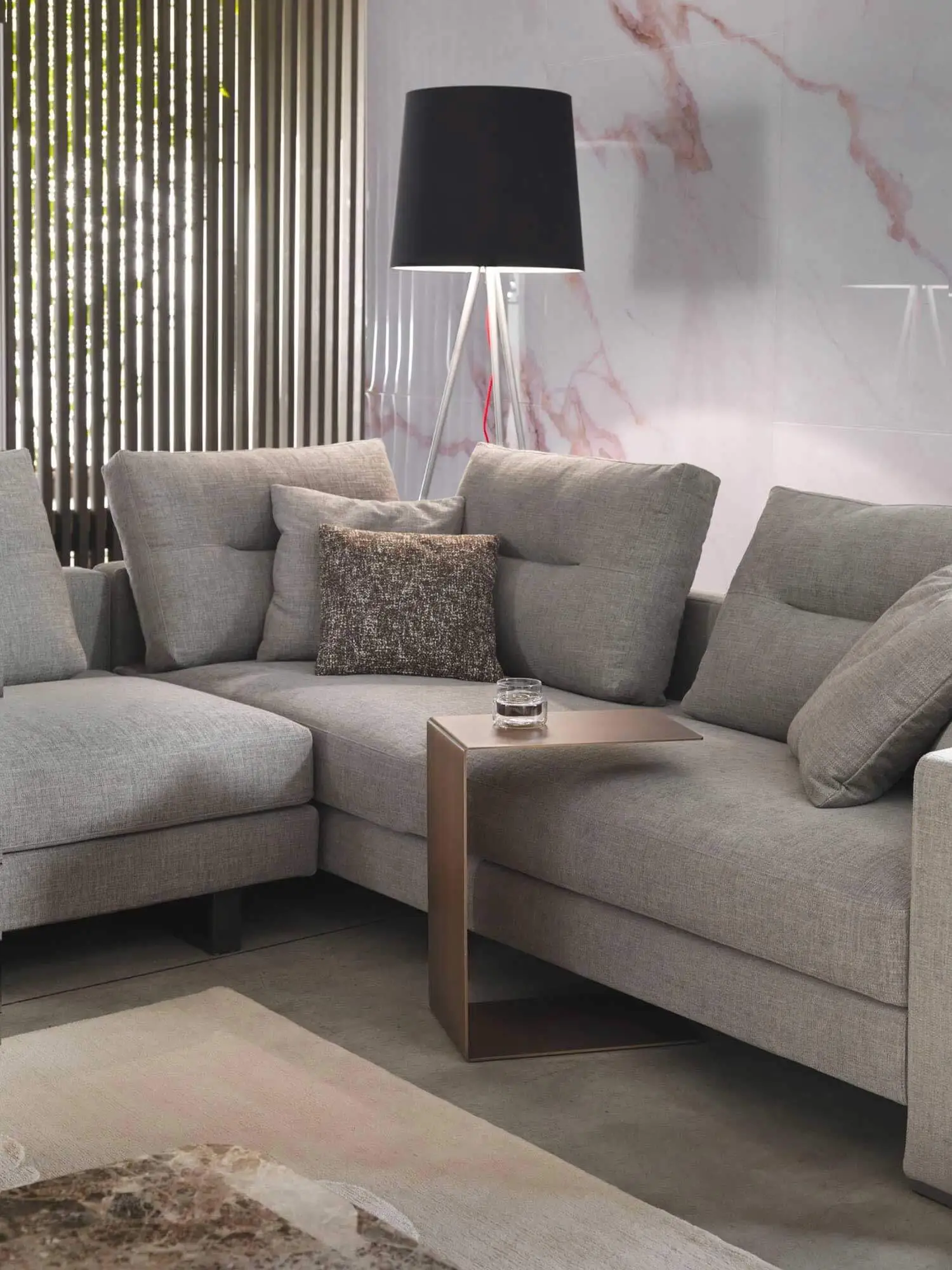 Lomacasa Marelli Mini Coffee Table 畫廊 1-4