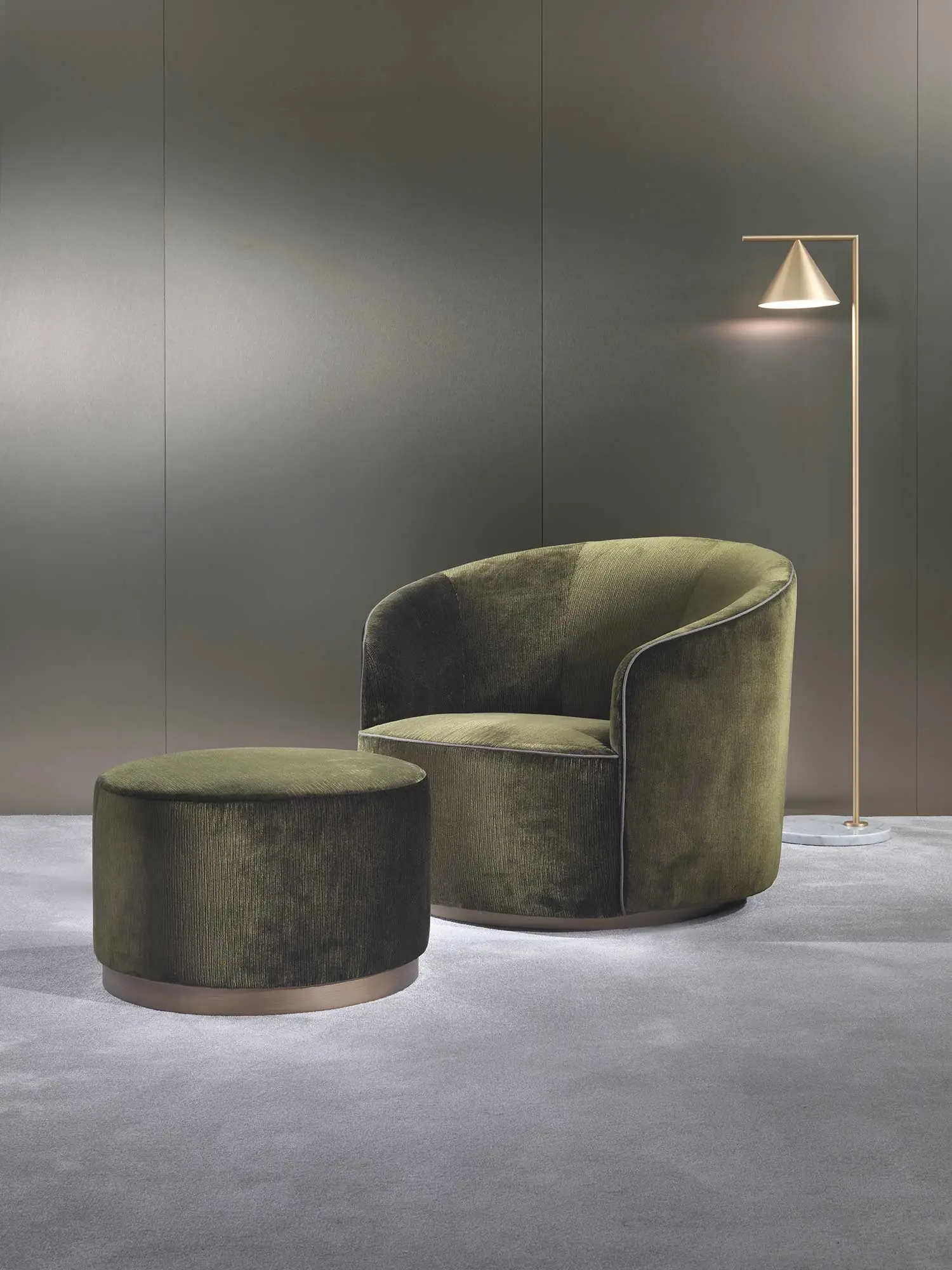 Lomacasa Marelli Moon 沙發 畫廊 1-12