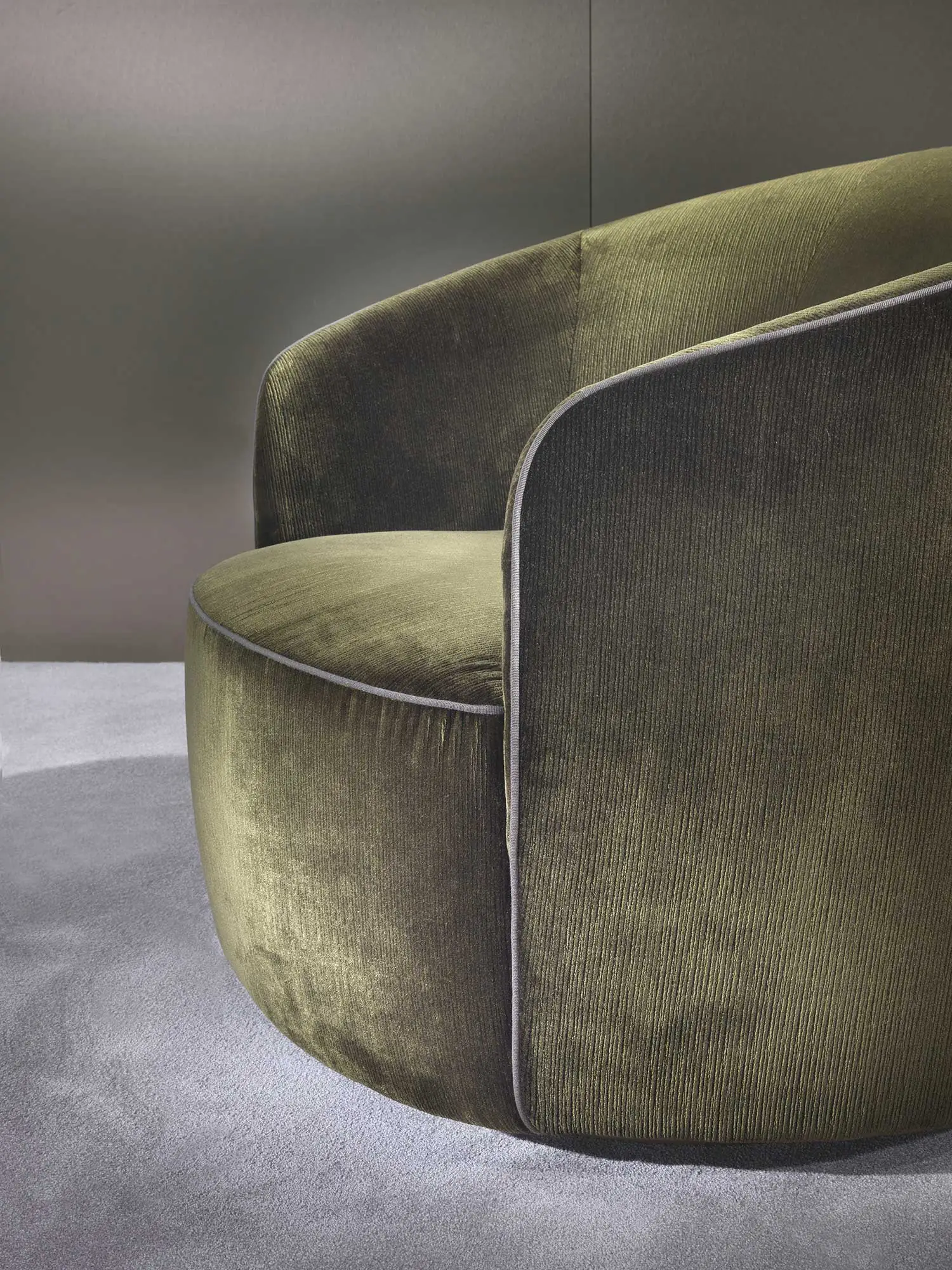 Lomacasa Marelli Moon 沙發 畫廊 1-14