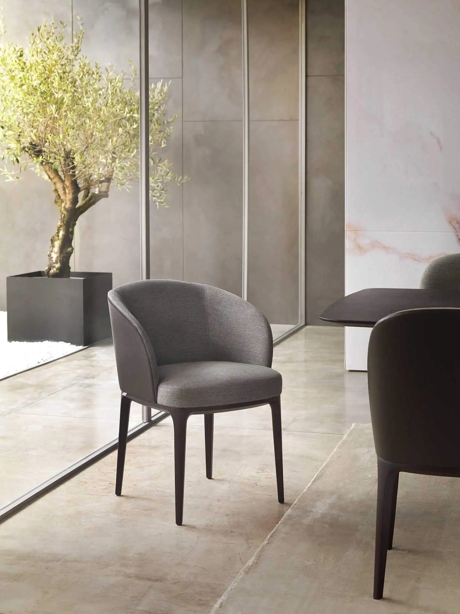 Lomacasa Marelli Paris 扶手椅 畫廊 2-13