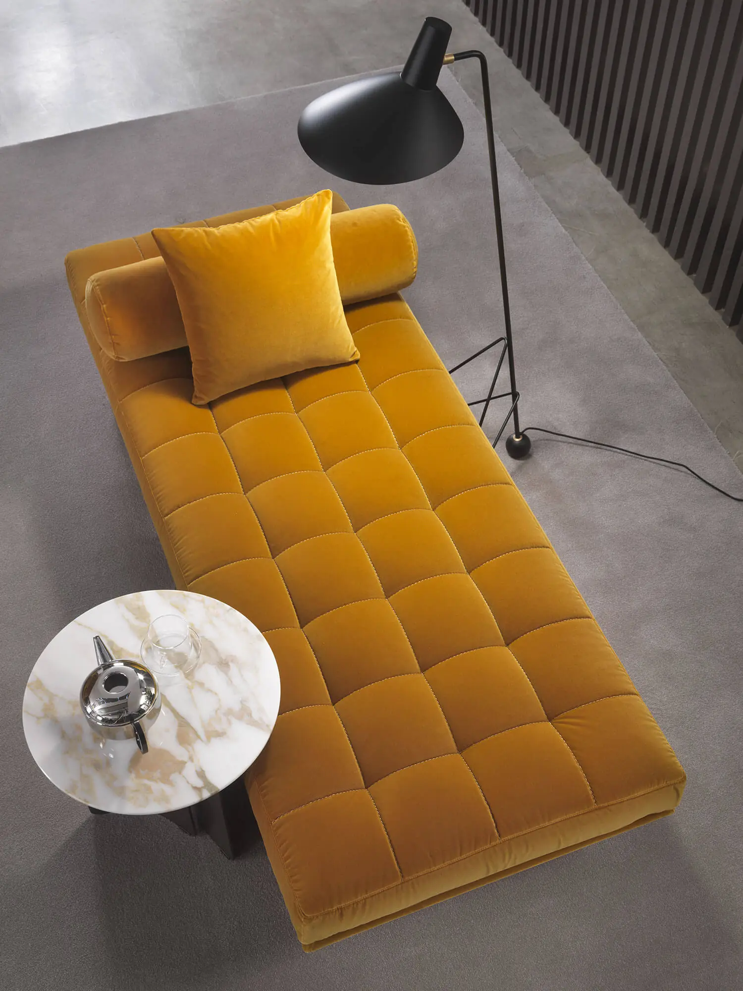 Lomacasa Marelli Richard Quilted 沙發 畫廊 1-6