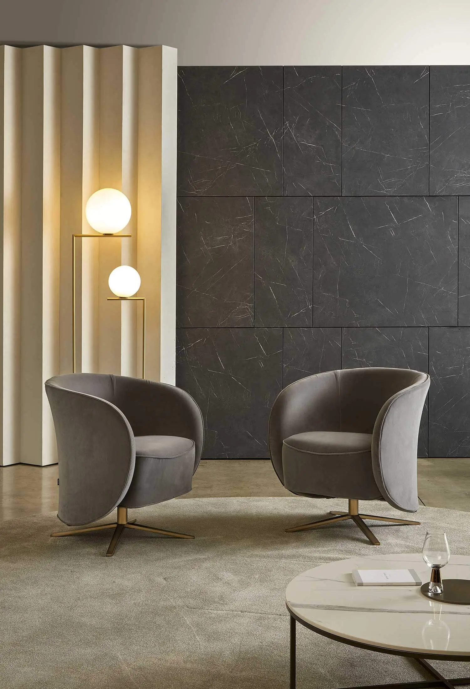 Lomacasa Marelli Well 扶手椅 畫廊 1-1