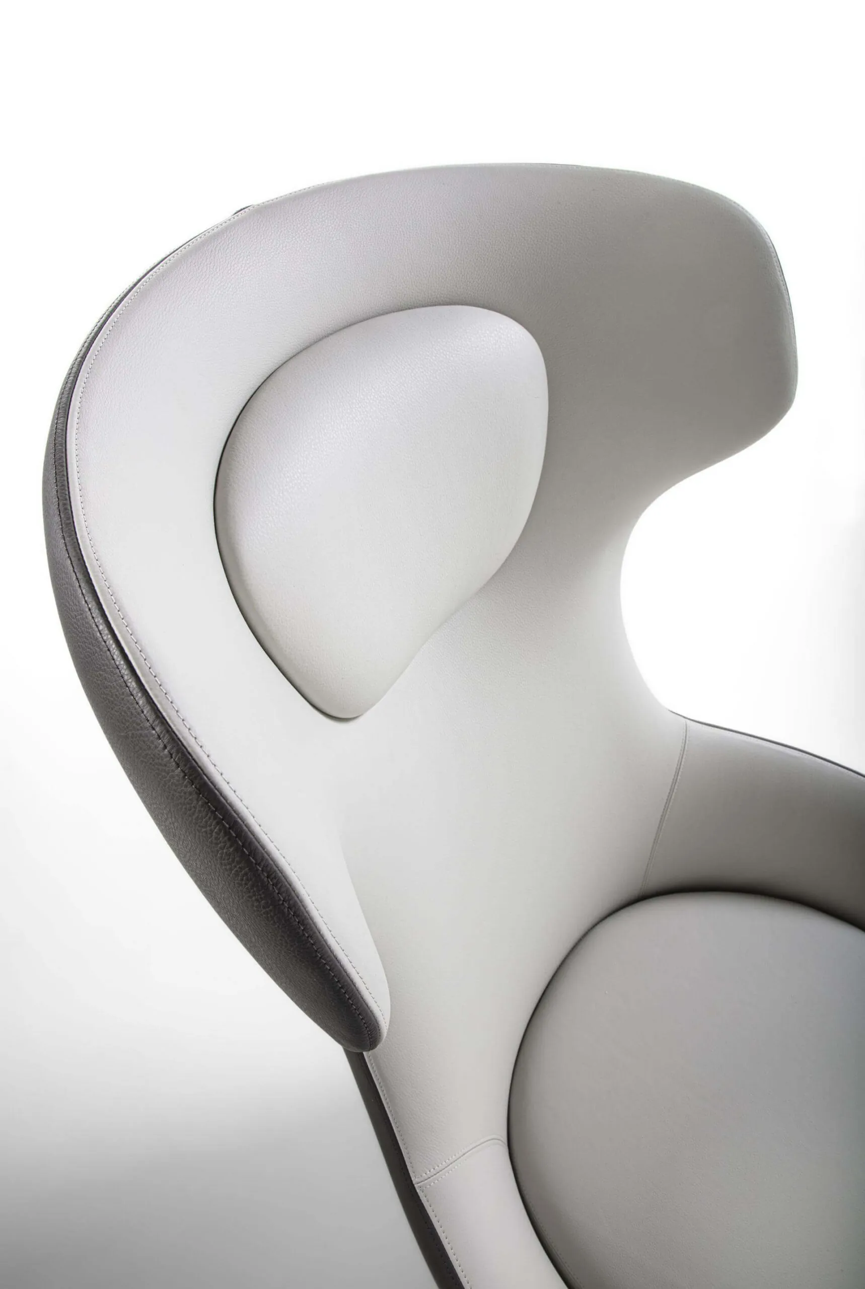 Lomacasa_Pellizzoni_Billie-Relax-扶手椅_畫廊-3