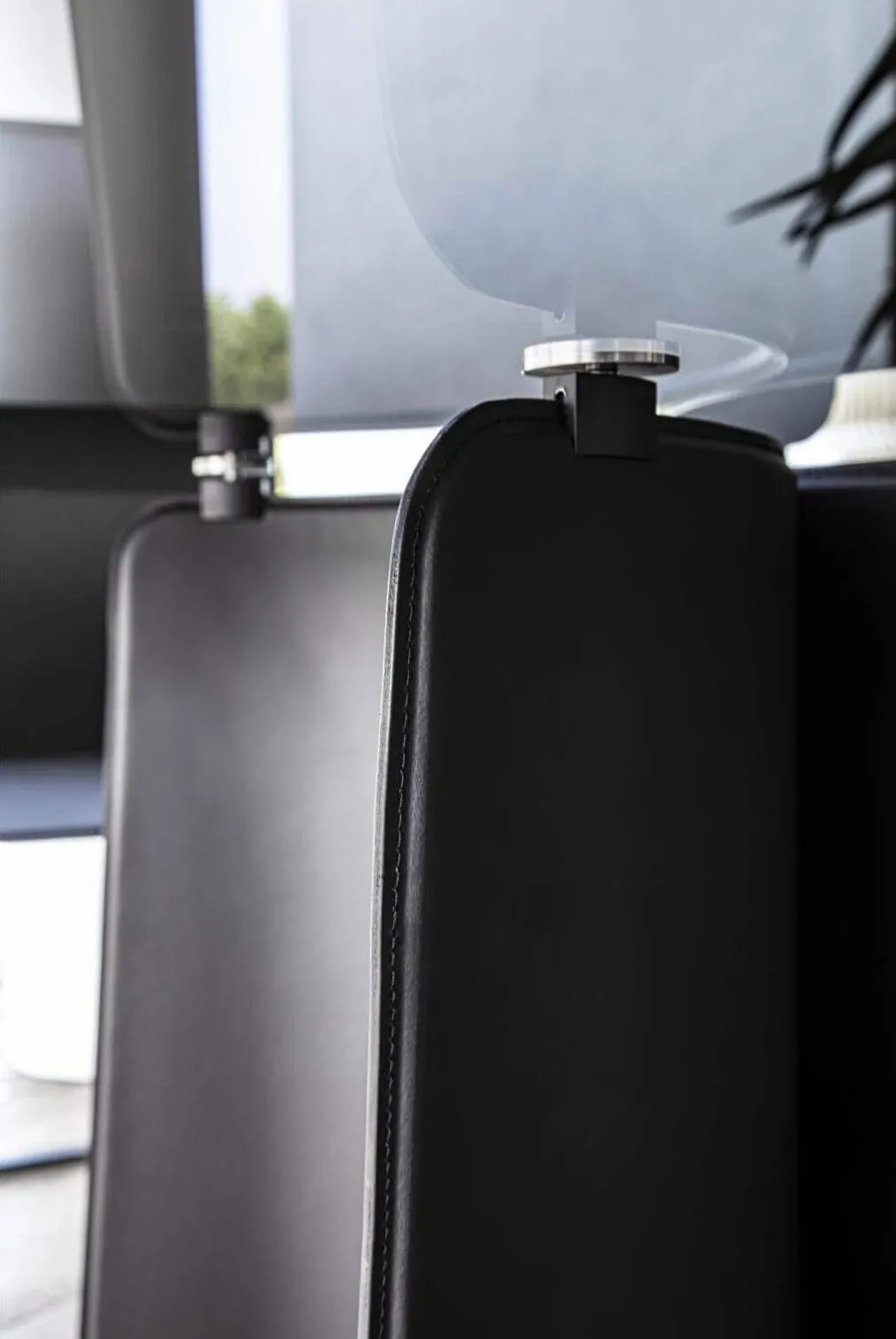 Lomacasa_Pellizzoni_Butterfly-Table_畫廊-2