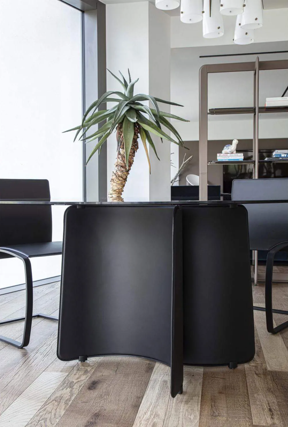 Lomacasa_Pellizzoni_Butterfly-Table_畫廊-3