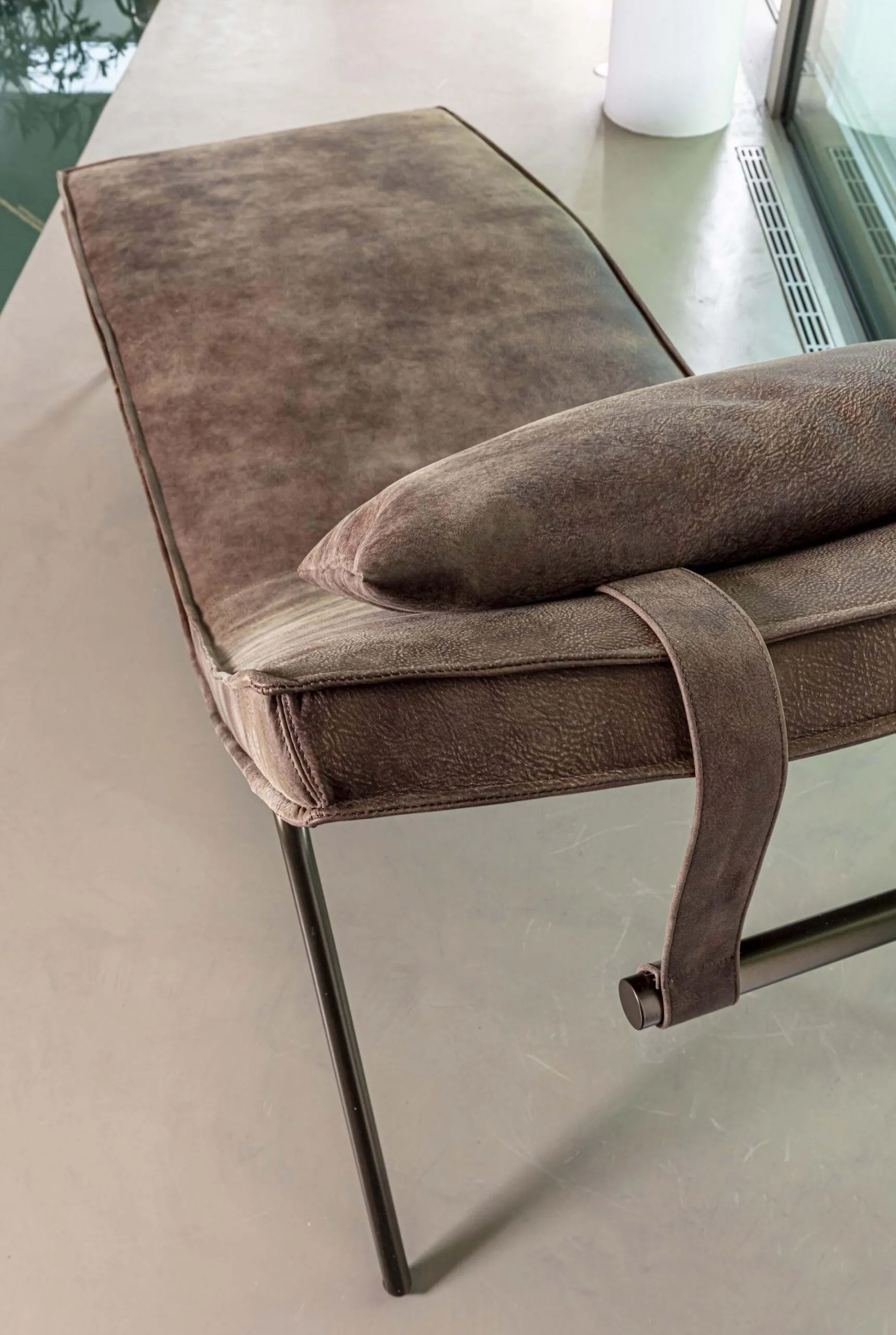 Lomacasa_Pellizzoni_Day床-Relax-扶手椅_畫廊-4