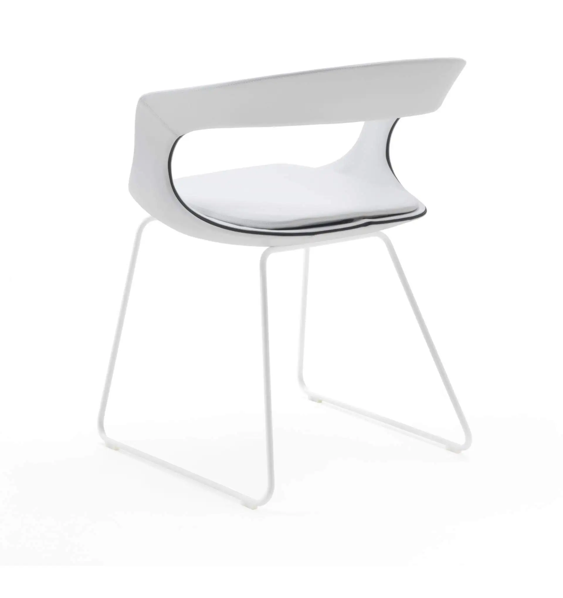 Lomacasa_Pellizzoni_Frenchkiss-Low-Back-扶手椅_hero