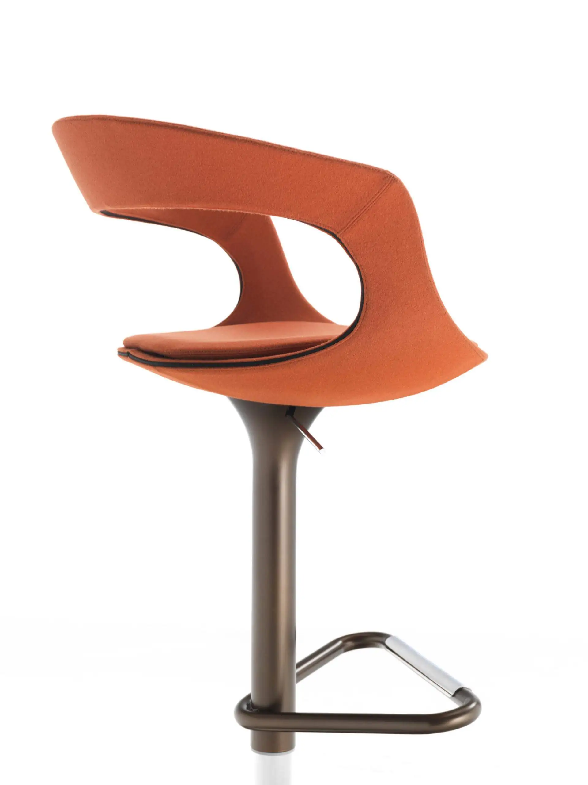 Lomacasa_Pellizzoni_Frenchkiss-Swivel-凳子_畫廊-1