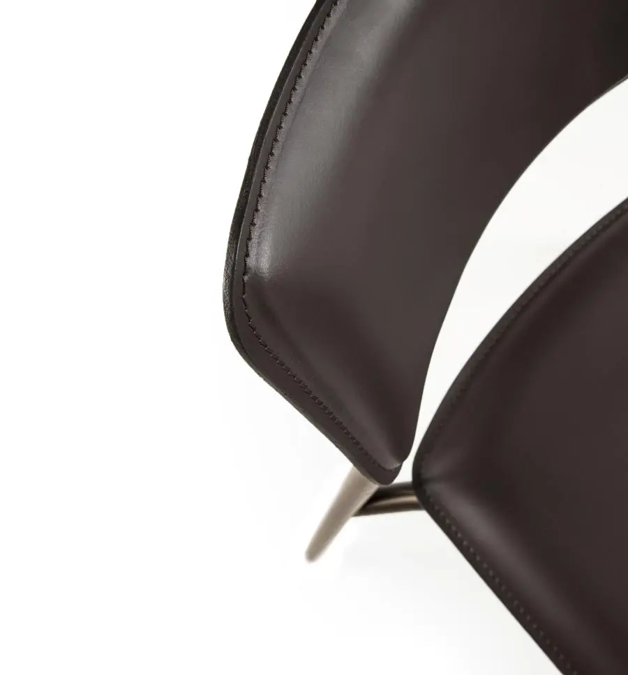 Lomacasa_Pellizzoni_Isotta-椅子_畫廊-2