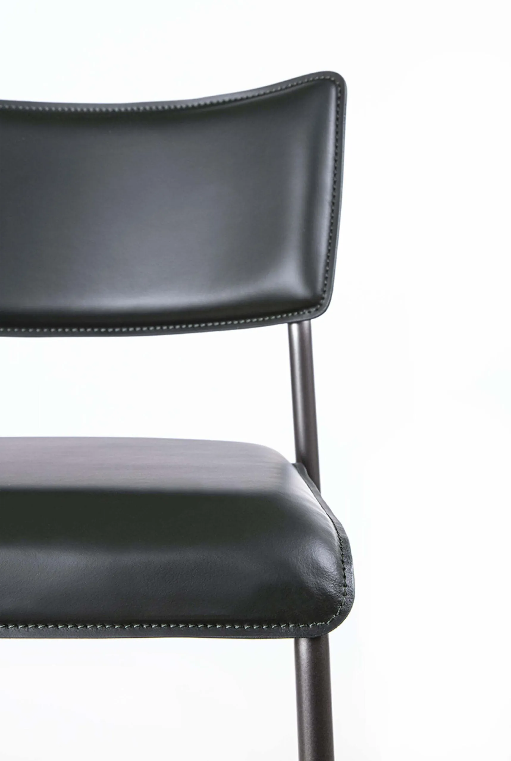 Lomacasa_Pellizzoni_Isotta-凳子_畫廊-3