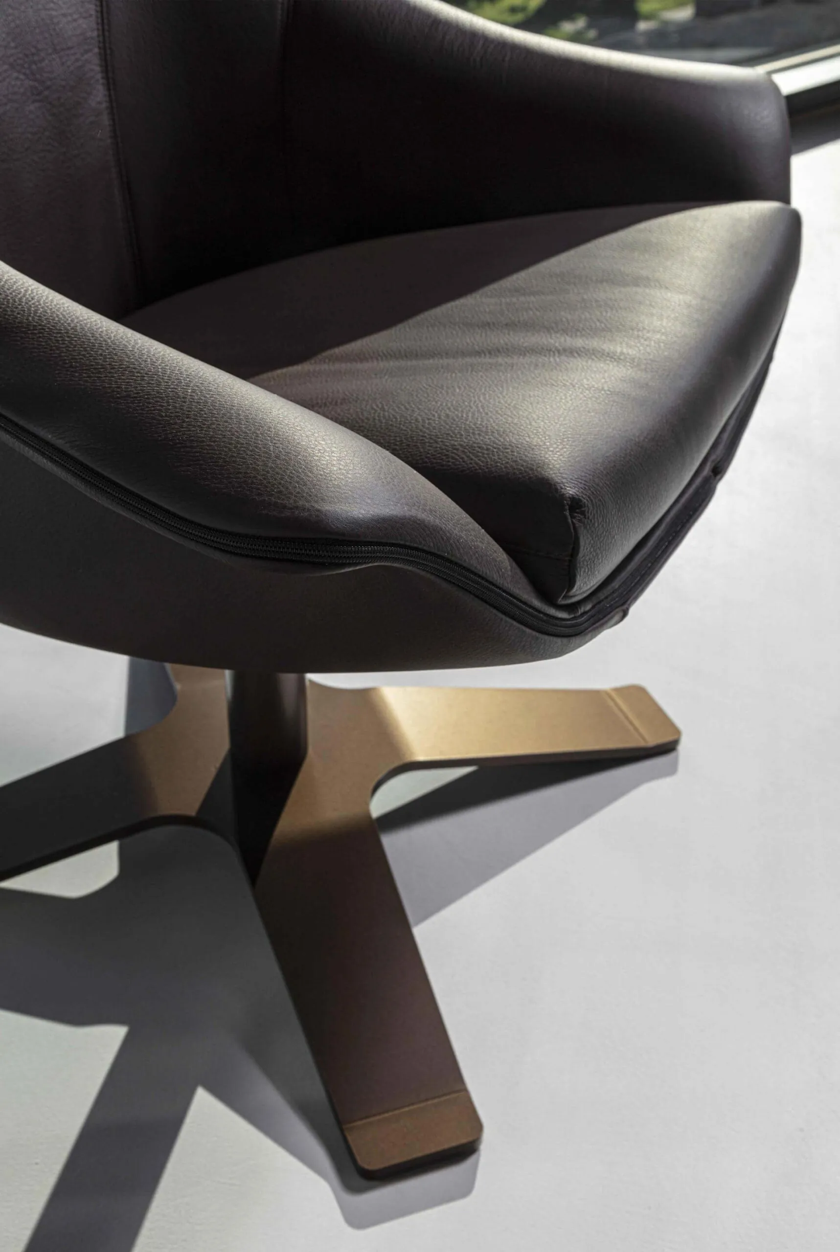 Lomacasa_Pellizzoni_Lullaby-Relax-扶手椅_畫廊-5