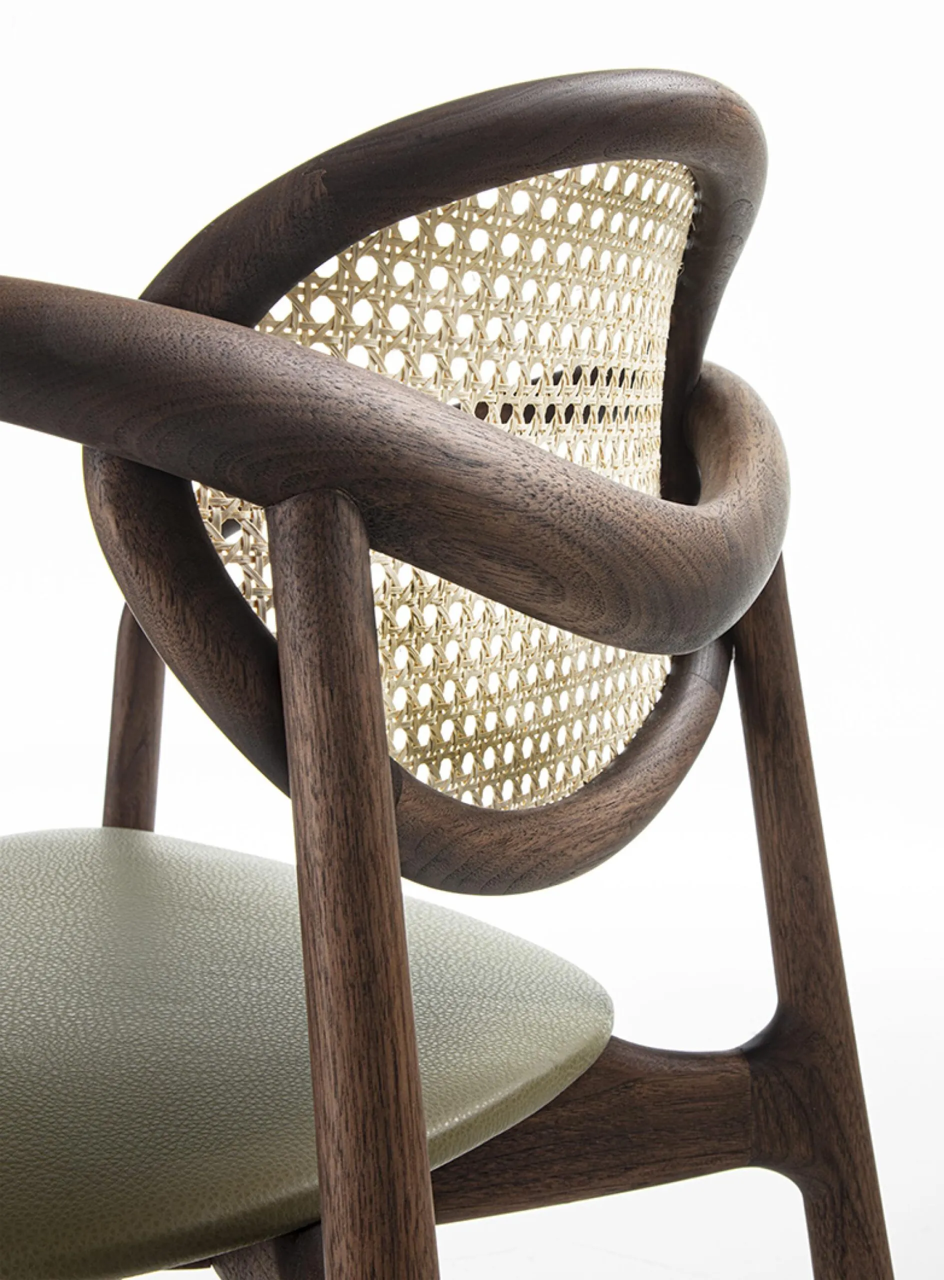 Lomacasa_Pellizzoni_Marlena-扶手椅_畫廊-1