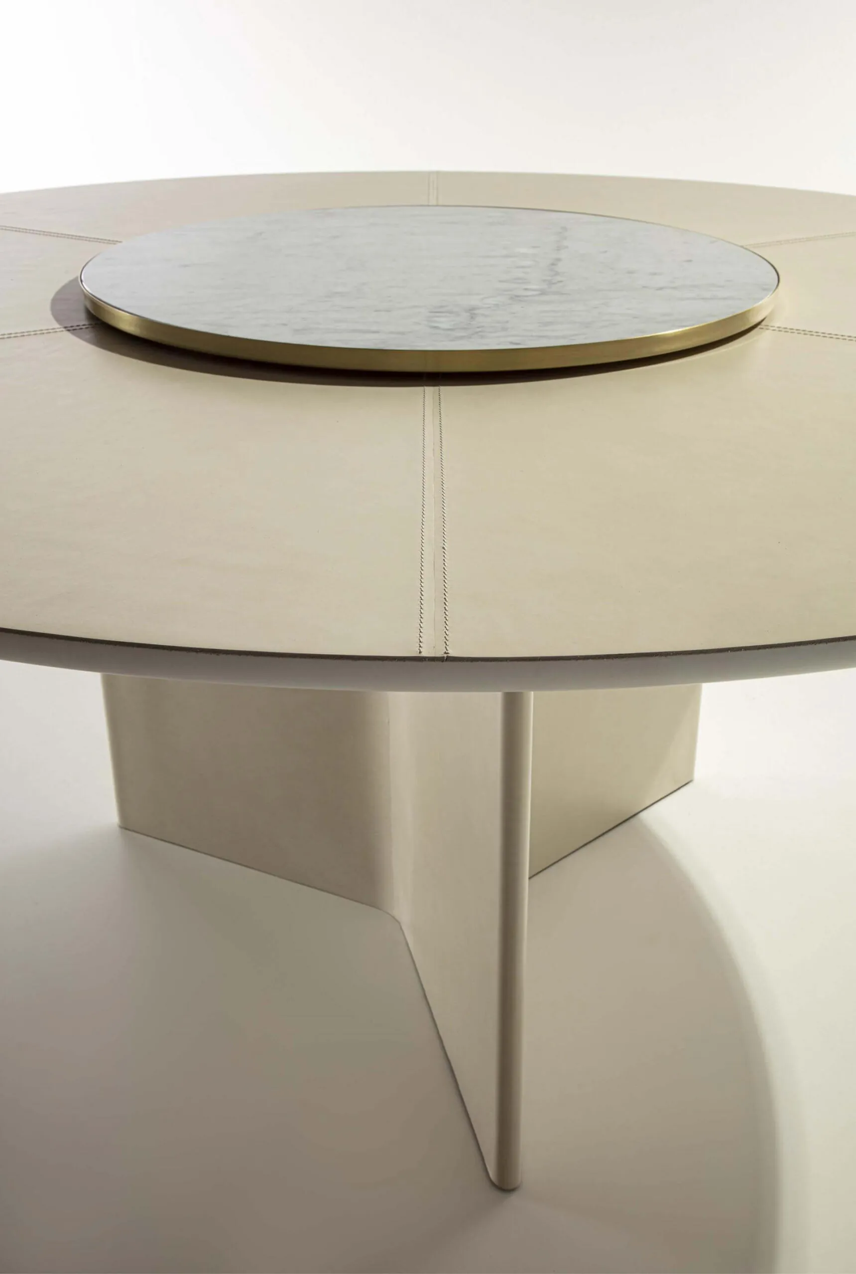 Lomacasa_Pellizzoni_Star-Table_畫廊-1