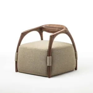 Durame Chassis 扶手椅