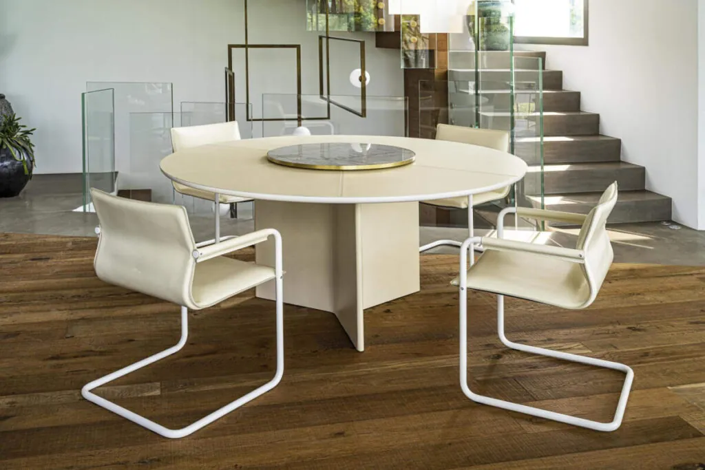 Lomacasa Enrico Pellizzoni Star 餐桌